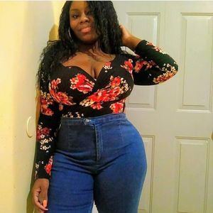 Meet your Posher, Pre